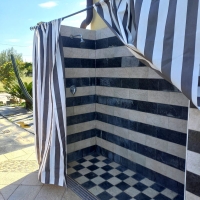 08 doccia esterna sosta camper pier giovanni